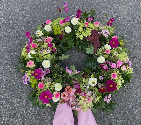 rosa Blütenkranz - August