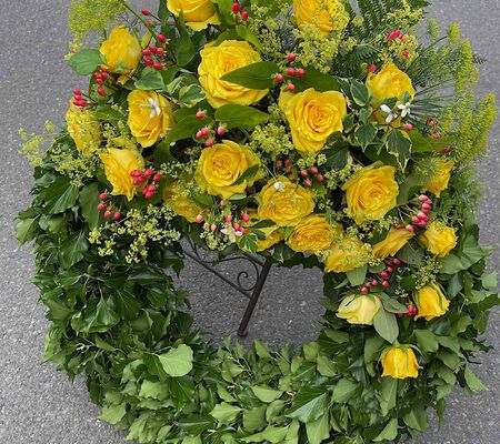 Kranz mit Gelben Rosen im Juli