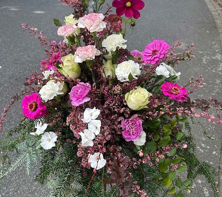 Gesteck pink lila liebe- Sep